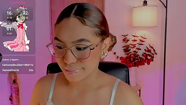 Snapshot of OxanaFedorova1- chatting on October 2025 09:58:02 PM OxanaFedorova1- online show from October 2025 09:58:02 PM