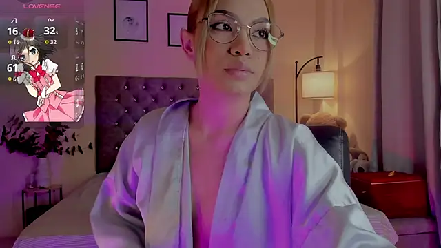 Snapshot of OxanaFedorova1- chatting on November 2025 08:30:02 PM OxanaFedorova1- online show from November 2025 08:30:02 PM