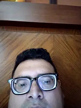 Santiagoqro85 online show from September 2025 05:24:01 PM