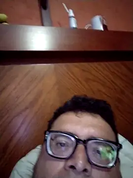 Santiagoqro85 online show from September 2025 01:35:02 PM