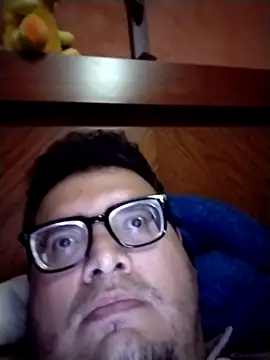 Santiagoqro85 online show from October 2025 03:01:02 AM