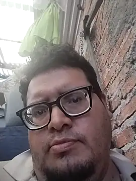 Santiagoqro85 online show from October 2025 07:25:02 PM