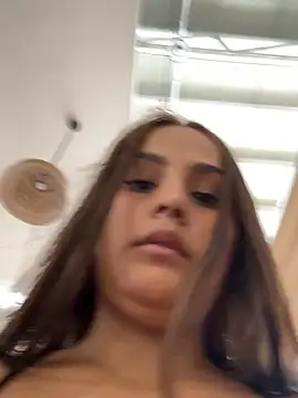 Emily  Storm online show from November 2025 04:20:01 PM