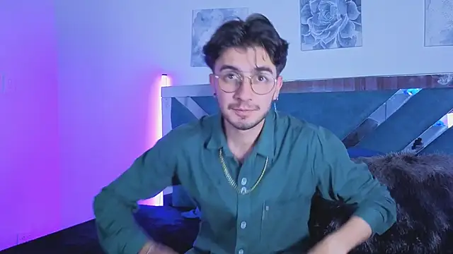 nerd perverse online show from September 2025 03:06:01 AM
