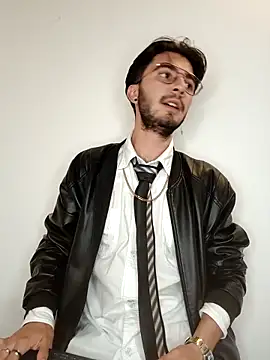 nerd perverse online show from September 2025 03:19:02 AM