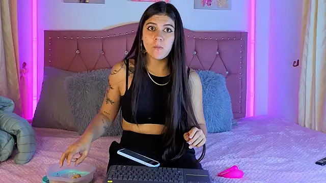 Miagreisy online show from September 2025 02:48:02 AM