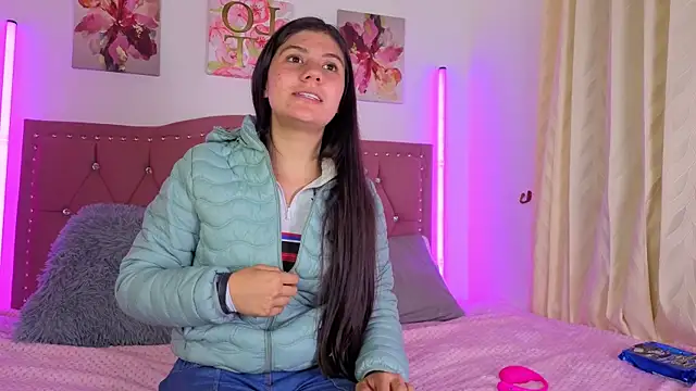 Miagreisy online show from September 2025 02:38:01 AM