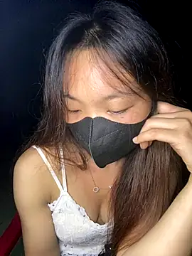 Thanh-18 online show from September 2025 01:36:01 PM