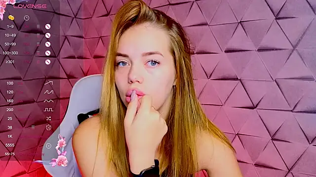 SofieSin online show from September 2025 01:11:01 AM