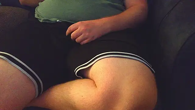 thighguy30 online show from October 2025 12:19:02 AM