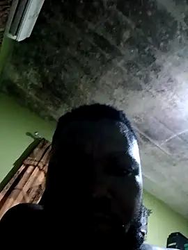 Freedomvim online show from September 2025 04:58:02 AM