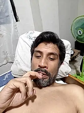 Mac50rus online show from November 2025 05:12:03 AM