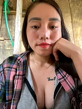 chipp-bong online show from October 2025 12:33:01 AM