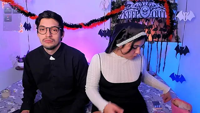 Snapshot of kylietimothee chatting on October 2025 06:06:02 PM kylietimothee online show from October 2025 06:06:02 PM