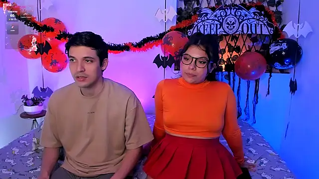 Snapshot of kylietimothee chatting on October 2025 04:24:02 PM kylietimothee online show from October 2025 04:24:02 PM