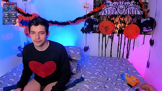 Snapshot of kylietimothee chatting on October 2025 05:39:01 PM kylietimothee online show from October 2025 05:39:01 PM