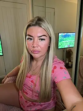EmilyKingg online show from September 2025 10:20:01 PM