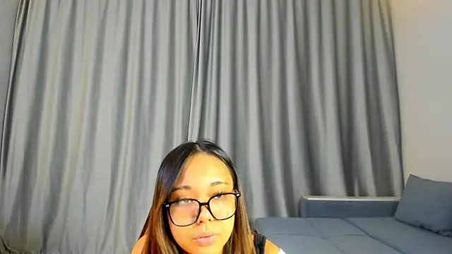 Snapshot of harimin chatting on October 2025 01:21:01 PM harimin online show from October 2025 01:21:01 PM