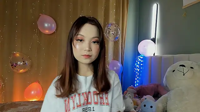 Snapshot of tokipokki chatting on November 2025 12:44:01 AM tokipokki online show from November 2025 12:44:01 AM