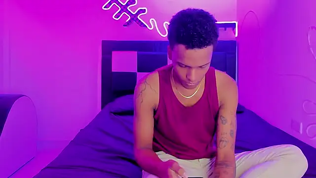 Dinasty Moon  online show from October 2025 11:40:02 AM