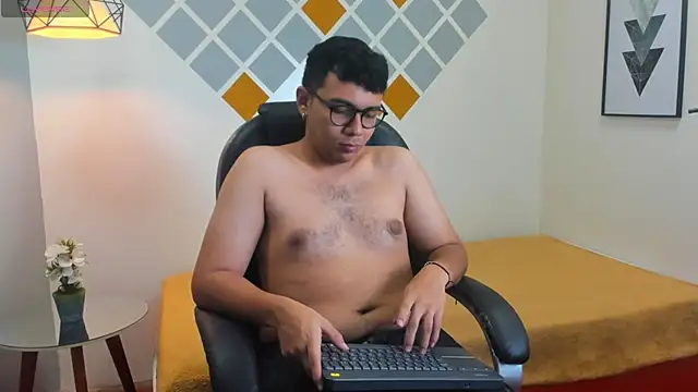 titanxero online show from October 2025 11:52:01 AM