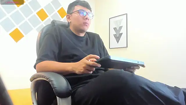 titanxero online show from October 2025 11:31:01 AM