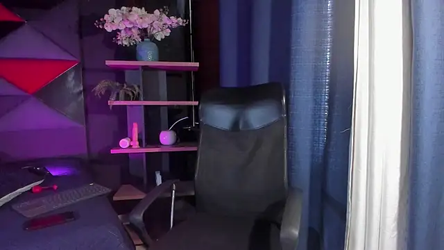 Snapshot of matti_de_lucaa chatting on September 2025 05:40:01 PM matti de lucaa online show from September 2025 05:40:01 PM