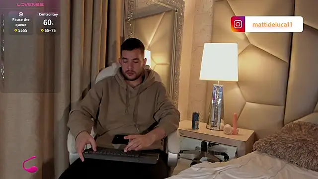 Snapshot of matti_de_lucaa chatting on September 2025 05:40:02 PM matti de lucaa online show from September 2025 05:40:02 PM