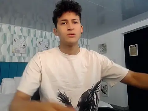 Axel savage online show from September 2025 12:21:01 PM