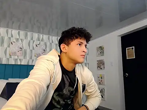 Axel savage online show from October 2025 12:14:02 PM