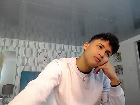 Axel savage online show from October 2025 12:02:01 PM