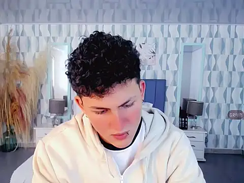 Axel savage online show from October 2025 12:01:02 PM