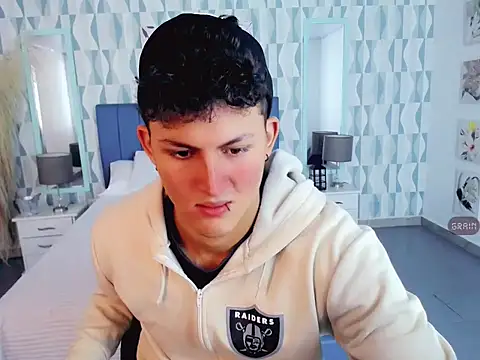 Axel savage online show from October 2025 02:54:01 PM