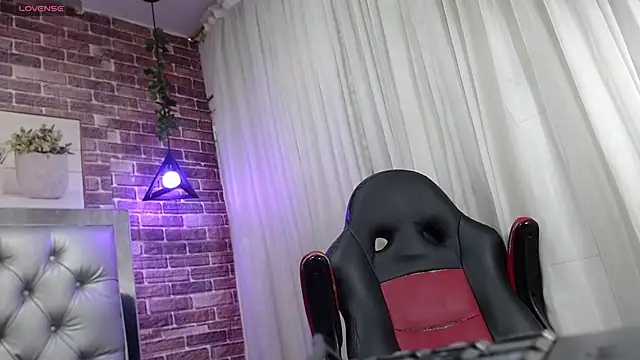 curbjerry online show from October 2025 07:58:02 PM