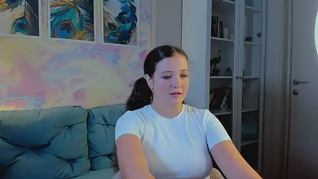 Angel Lilly online show from September 2025 08:05:01 AM