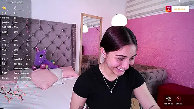 Lia Teen online show from November 2025 08:08:02 PM