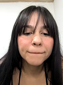 Snapshot of Daniela-rosee chatting on October 2025 01:41:02 AM Daniela-rosee online show from October 2025 01:41:02 AM