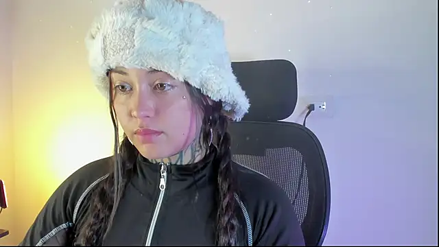 SofiaBermudez online show from October 2025 11:28:02 PM