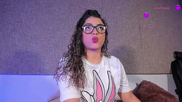 Snapshot of Salomeferreira_ chatting on October 2025 04:29:01 PM Salomeferreira online show from October 2025 04:29:01 PM