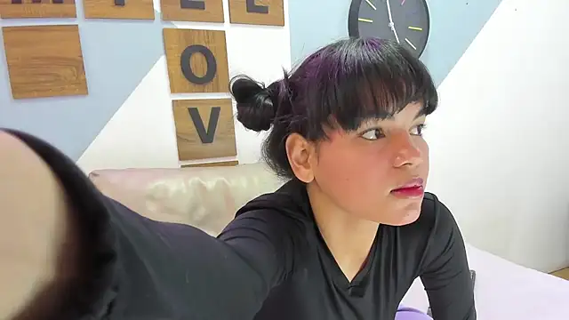 Angelina rossy online show from September 2025 04:25:02 AM