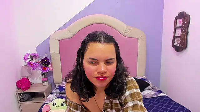 Angelina rossy online show from October 2025 04:00:02 AM