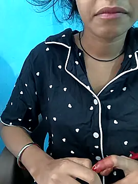 Cute Aaisha online show from September 2025 06:02:02 AM