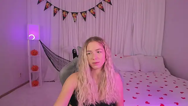 Susan Mimi online show from October 2025 01:57:01 AM