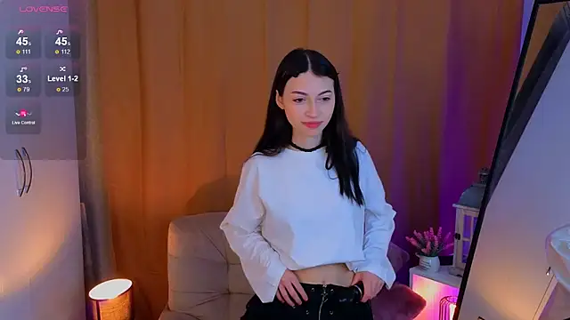 JenetteCouvillier online show from September 2025 03:15:02 PM