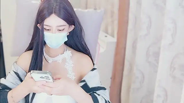 Snapshot of Aurora-77 chatting on November 2025 03:58:01 PM Aurora-77 online show from November 2025 03:58:01 PM