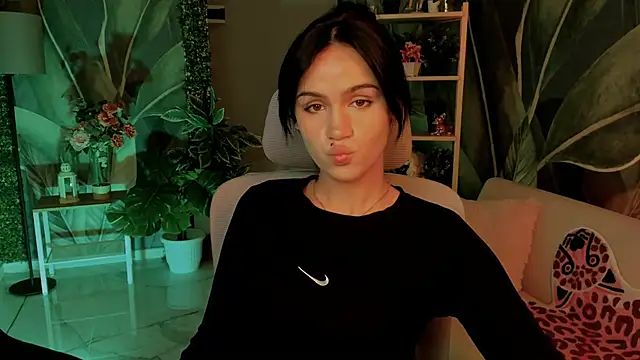 MonicaFarmer online show from September 2025 09:27:02 PM