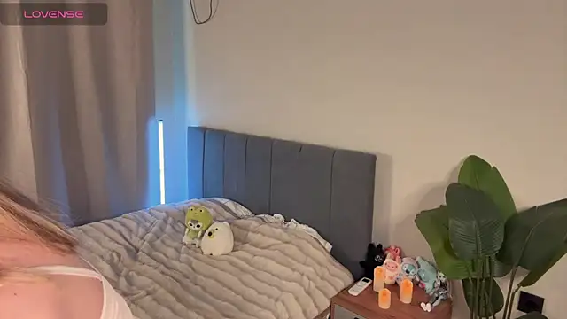 Snapshot of minicleo chatting on October 2025 12:26:02 PM minicleo online show from October 2025 12:26:02 PM