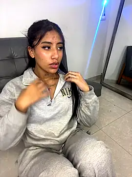 Snapshot of Deysha_Garcias chatting on November 2025 03:56:01 PM Deysha Garcias online show from November 2025 03:56:01 PM