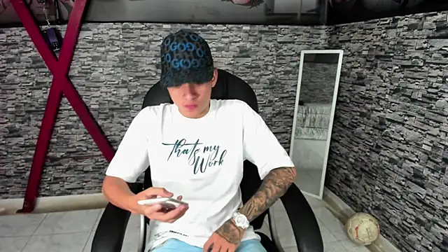 weesley boy online show from October 2025 07:45:02 PM