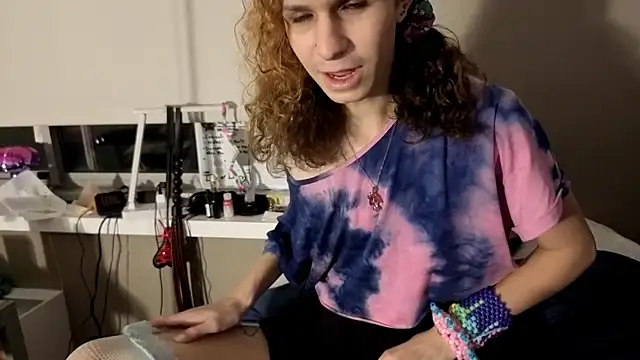 Snapshot of cuddlyavenue chatting on November 2025 02:46:02 AM cuddlyavenue online show from November 2025 02:46:02 AM